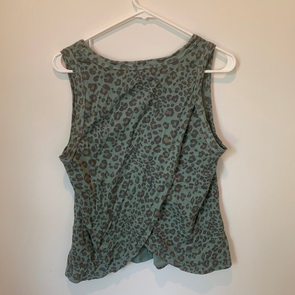 Anthropologie Dolan Tank Green Cheetah - Picture 6 of 7
